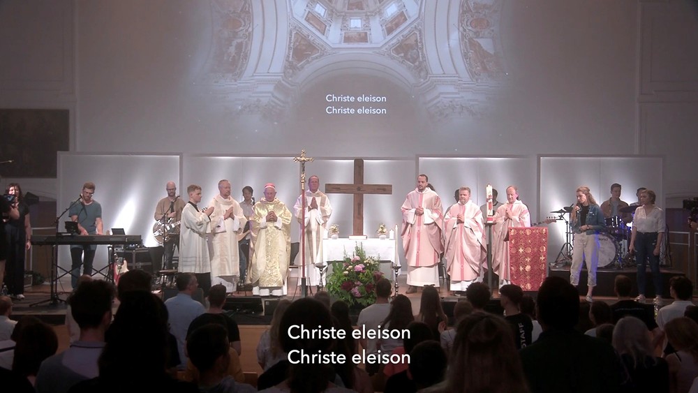 Über 12.000 junge Menschen bei Loretto-Pfingstfest